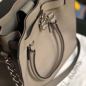 Michael Kors “Hamilton” bag & wallet. LIKE NEW!